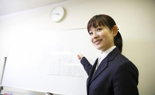 自宅サロンやセミナー講師としてのお仕事も!片付け収納スペシャリストとして活動も可能に!