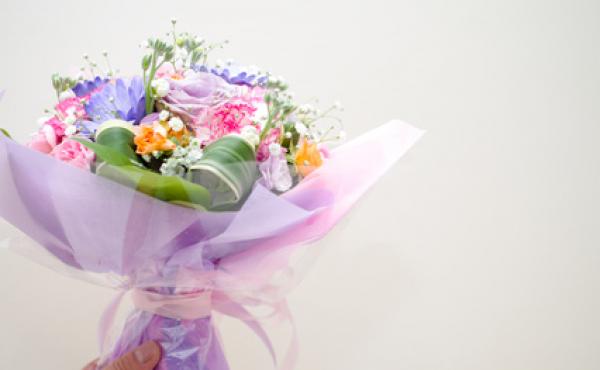 鉢花や切り花を贈り物として、周囲の人にも喜ばれる資格です!