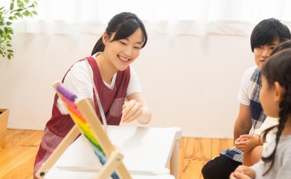 知育講師として、お仕事のスキルアップとして活躍の場多数!