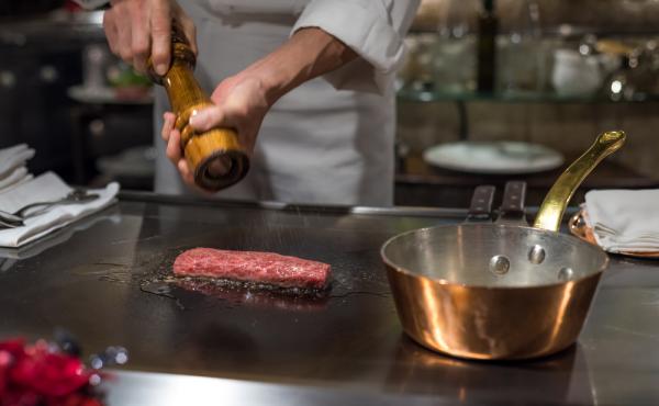 趣味だけではなく他にも活かせる知識が学べる!お肉プロフェッショナルとは?